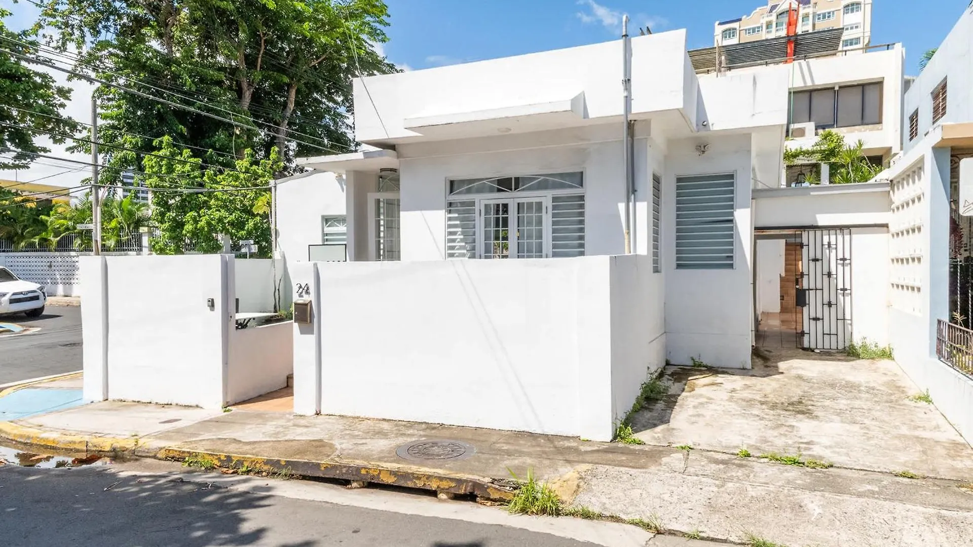 24 Atlantic Place By Stay With Bear San Juan